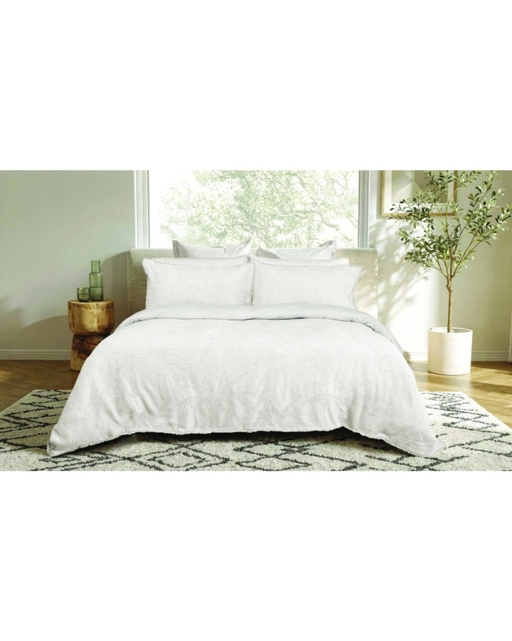 MALDIVES QCS JACQUARD WHITE QUEEN BED