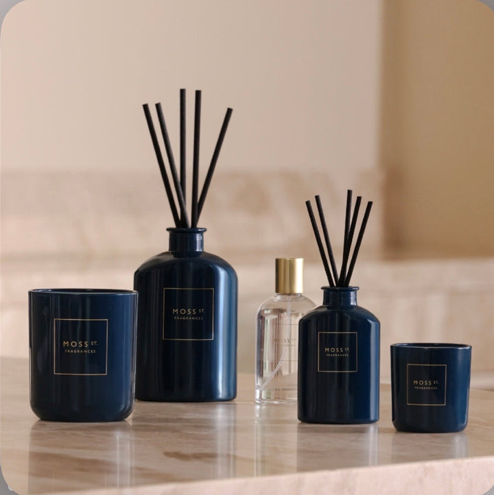 MOSS ST CANDLE SANDALWOOD & SEASALT 300G