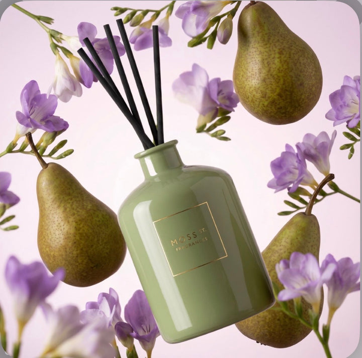 MOSS ST DIFFUSER FRENCH PEAR & FREESIA 300ML